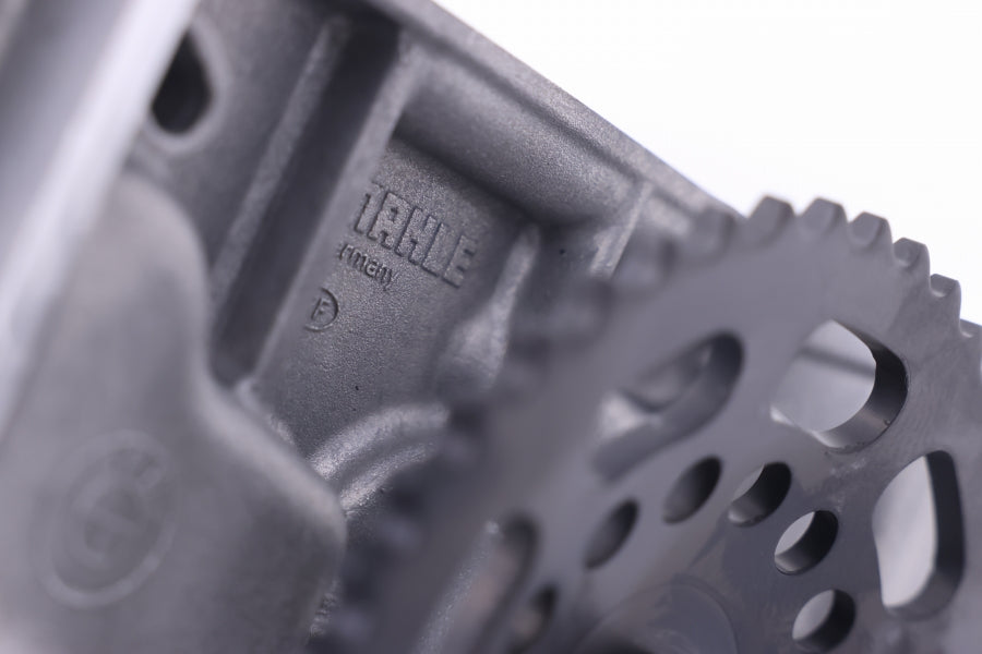 BMW純正 M5 M6 S63TU 純正オイルポンプ