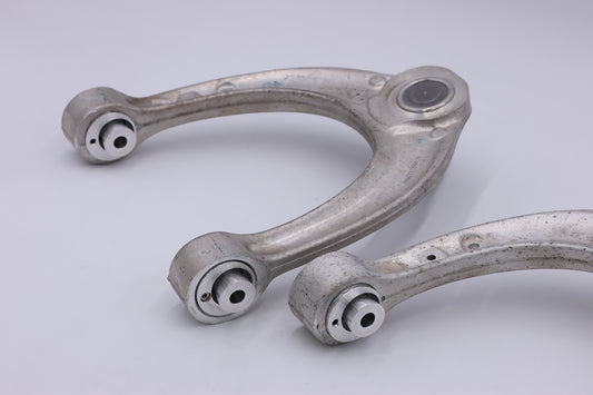 F10 F06 F12 F13 M5 M6 など フロントアッパーアーム オリジナル偏芯ピロブッシュ 左右セット