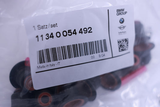 BMW M5 M6 ステムシール1台分セット オイル下がり修理 オイル消費など 11340054492