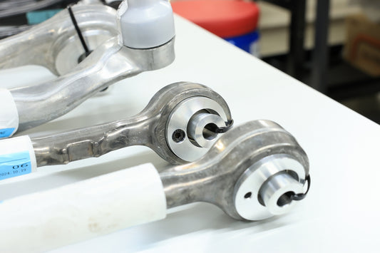 BMW フロントロアアーム コントロールアーム オリジナル偏芯ピロブッシュ 左右 F系 1~4シリーズに適合