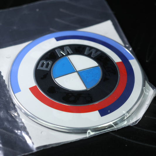 M社50周年記念エンブレム 74mm 51148087195